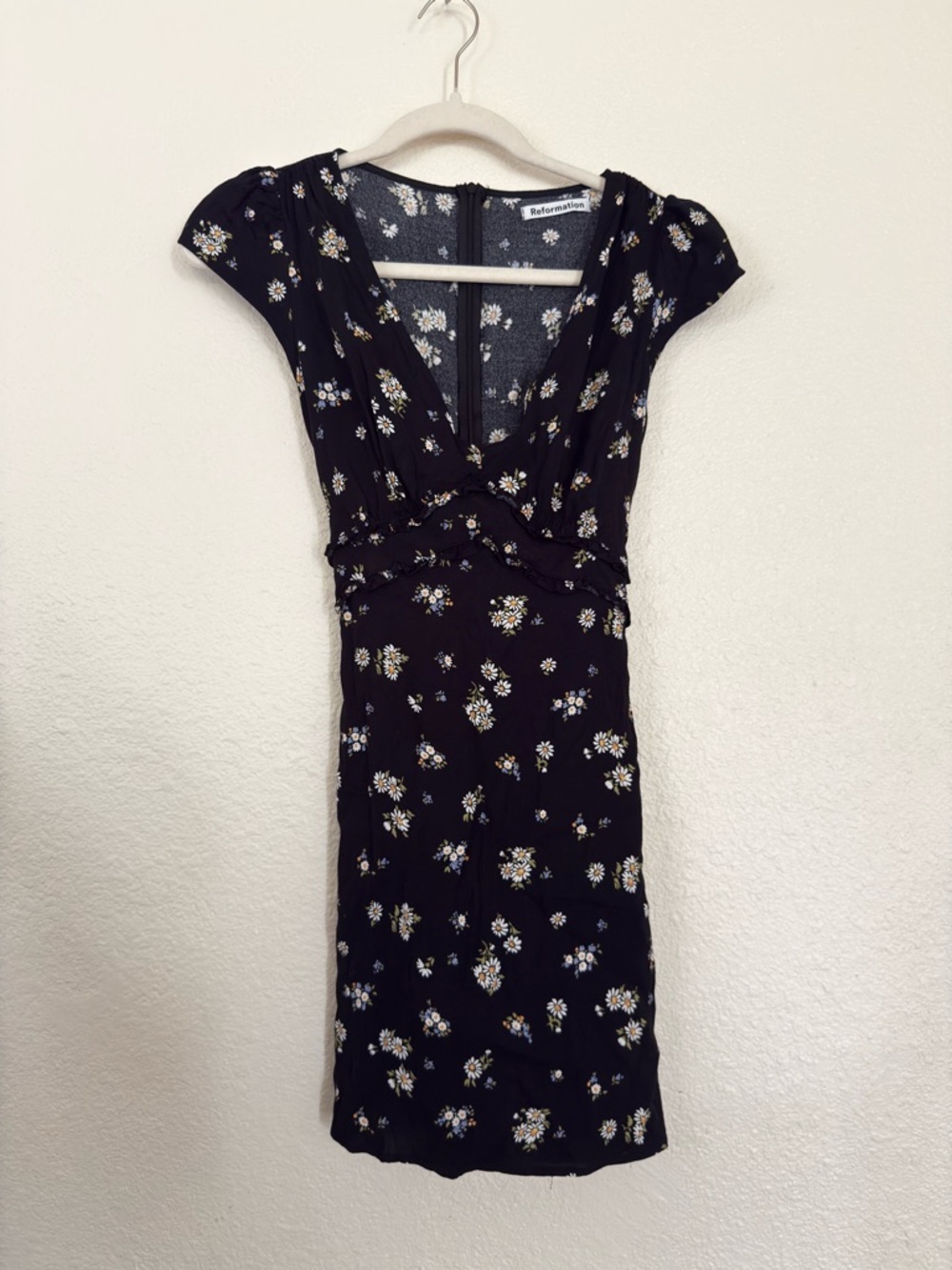 Reformation Janine mini dress daisy print black - Picture 8 of 16